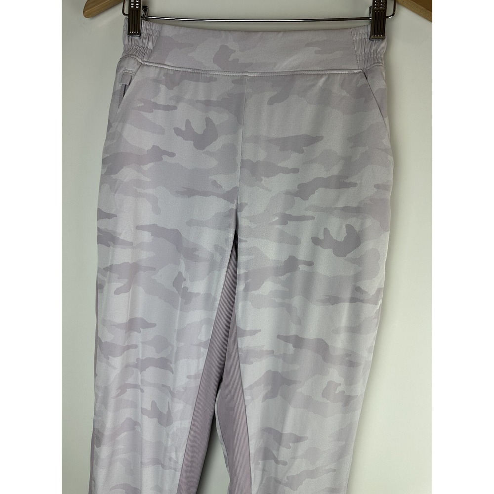 Athleta Brooklyn Lined Camo Jogger Pants Shasta Purple Taper Pants Size 0 Sporty - Picture 4 of 14
